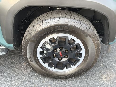 Used 2026 Toyota 4Runner TRD Off-Road Premium AWD/4WD image 9
