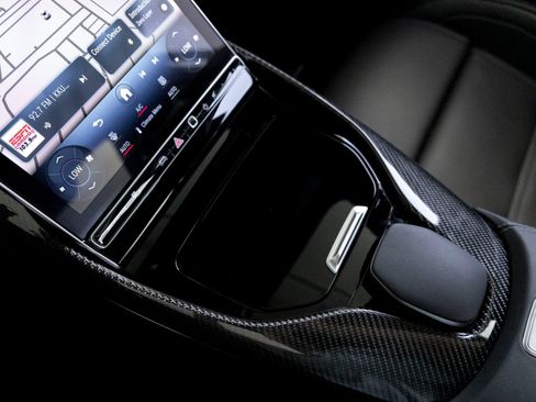Used 2025 Mercedes-Benz AMG GT 55 image 16