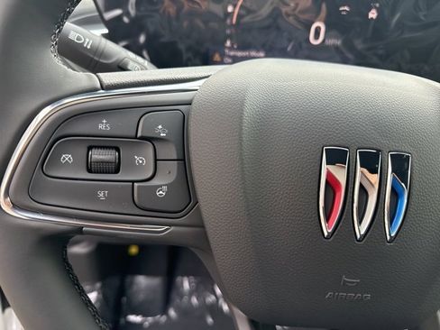 New 2026 Buick Envista Avenir image 15