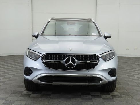 Certified 2025 Mercedes-Benz GLC 300 image 2