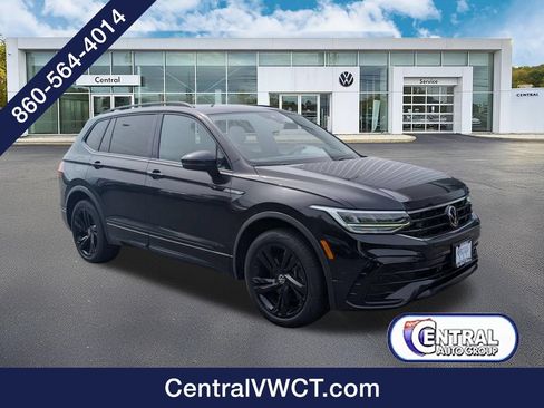 Certified 2023 Volkswagen Tiguan SE R-Line AWD/4WD image 1