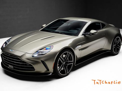 Used 2025 Aston Martin V8 Vantage Coupe RWD image 1