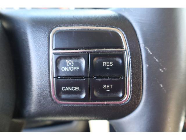 Used 2014 Jeep Cherokee Latitude AWD/4WD image 10