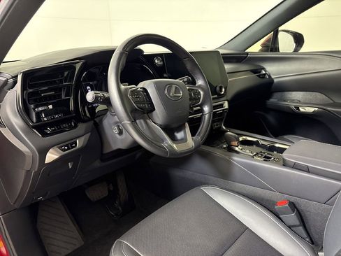 Used 2024 Lexus RX 350 Premium image 15