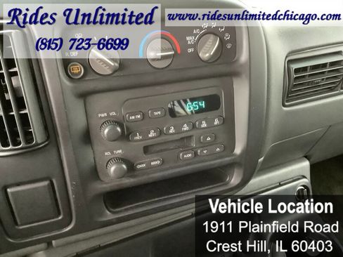 Used 2002 Chevrolet Express 2500 Passenger w/ LS Preferred Equipment Group image 14