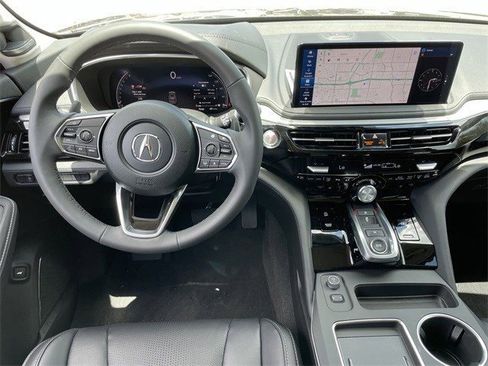 Certified 2025 Acura MDX FWD w/ Technology Package image 9