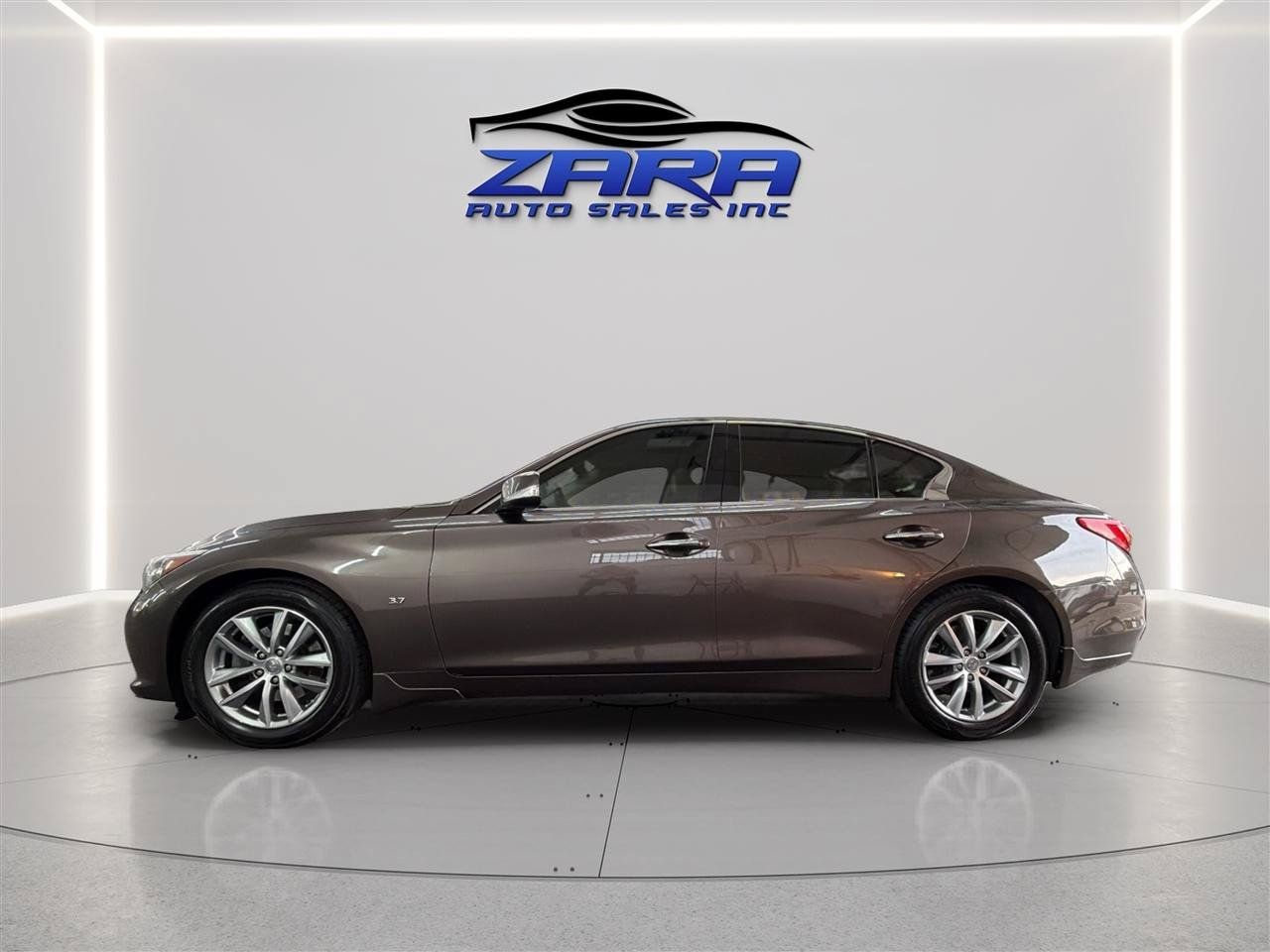 Used 2014 INFINITI Q50 Premium w/ Navigation Package AWD/4WD image 4