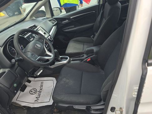 Used 2019 Honda Fit LX image 9