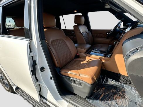 Used 2022 INFINITI QX80 Sensory w/ Cargo Package image 32