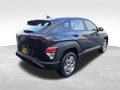 New 2026 Hyundai Kona SE AWD/4WD image 6