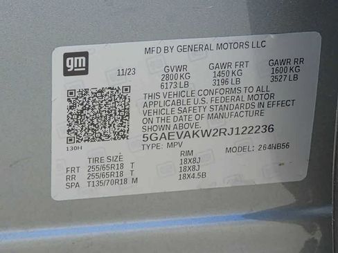 Used 2024 Buick Enclave Essence AWD/4WD image 31