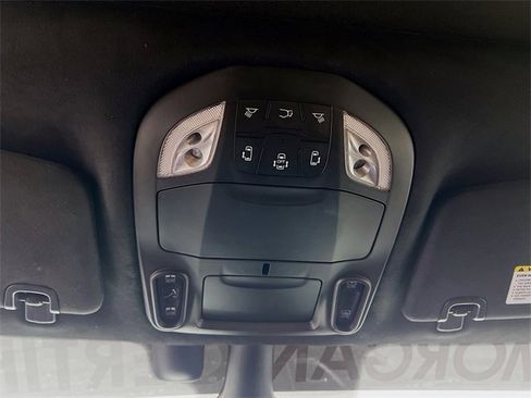 Used 2022 Chrysler Pacifica Pinnacle image 19