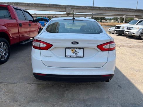 Used 2013 Ford Fusion S FWD image 5