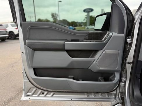 Used 2022 Ford F150 XLT w/ Equipment Group 302A High AWD/4WD image 12