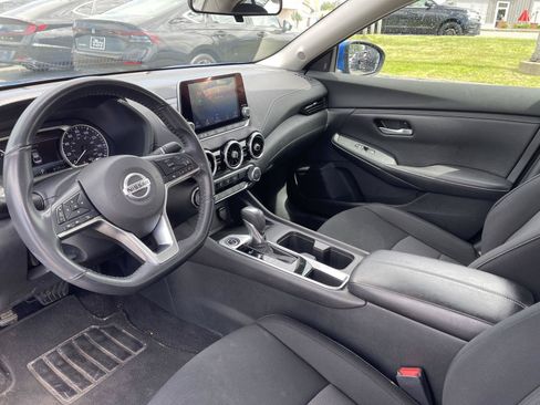 Used 2022 Nissan Sentra SV w/ Trunk Package FWD image 4
