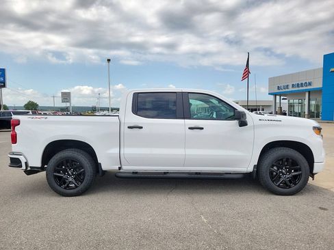 New 2026 Chevrolet Silverado 1500 Custom w/ Turbomax Blackout Package AWD/4WD image 7