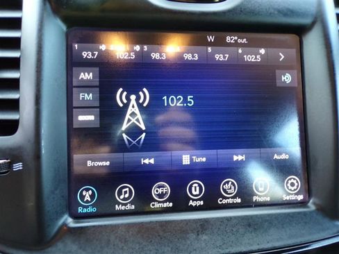 Used 2017 Chrysler 300 S image 36