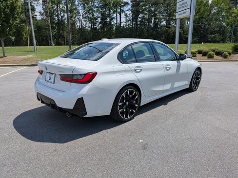 New 2026 BMW 330i Sedan w/ M Sport Package RWD image 3