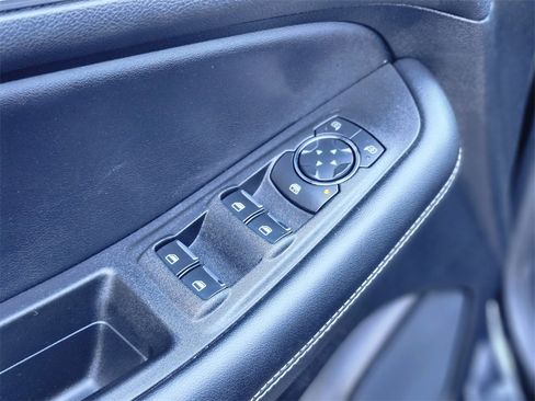 Used 2022 Ford Edge ST w/ Equipment Group 401A image 17