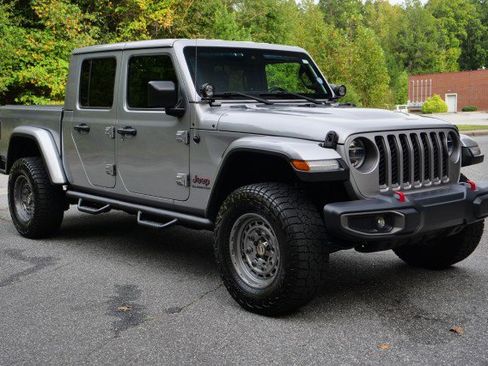 Used 2020 Jeep Gladiator Rubicon image 4