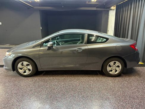 Used 2013 Honda Civic LX image 4