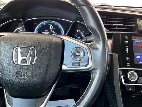 Used 2018 Honda Civic EX-L image 11
