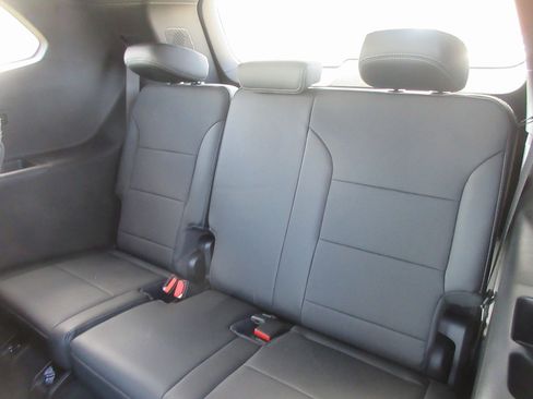 New 2026 Buick Enclave Preferred image 15