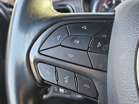 Used 2019 Dodge Challenger SXT image 25