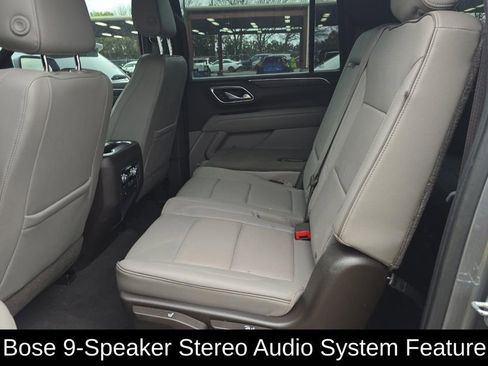 Used 2021 GMC Yukon XL SLT w/ SLT Luxury Plus Package image 5