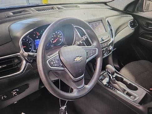 Used 2023 Chevrolet Equinox LT image 12