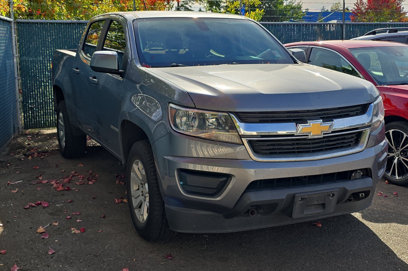 Used 2018 Chevrolet Colorado LT AWD/4WD image 2