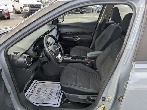 Used 2023 Nissan Kicks SV image 23