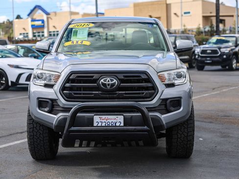 Used 2018 Toyota Tacoma SR image 16