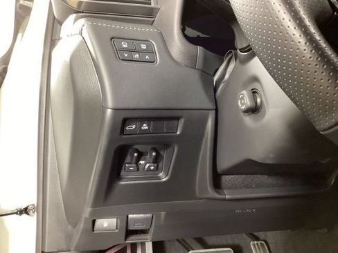 Used 2025 Lexus LX 700h F Sport w/ Accessory Package (Z1) AWD/4WD image 13