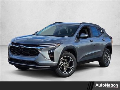 New 2026 Chevrolet Trax LT w/ LPO, Blackout Package