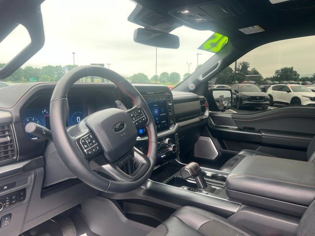 Used 2025 Ford F150 Raptor AWD/4WD image 32