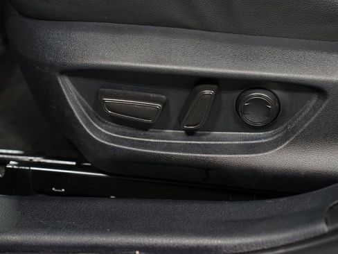 Certified 2025 Toyota Camry SE image 33