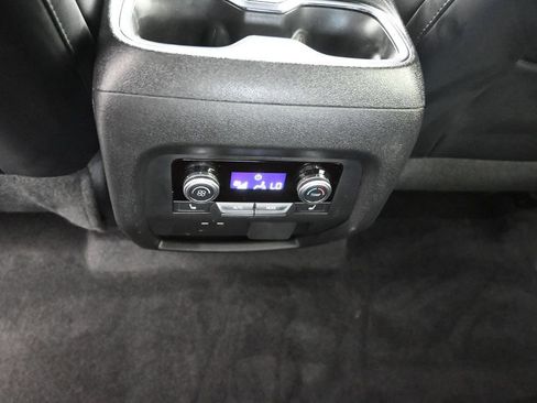 Used 2024 GMC Acadia AT4 w/ Luxury Package AWD/4WD image 18