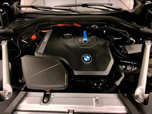 Used 2021 BMW X3 xDrive30e w/ M Sport Package image 9