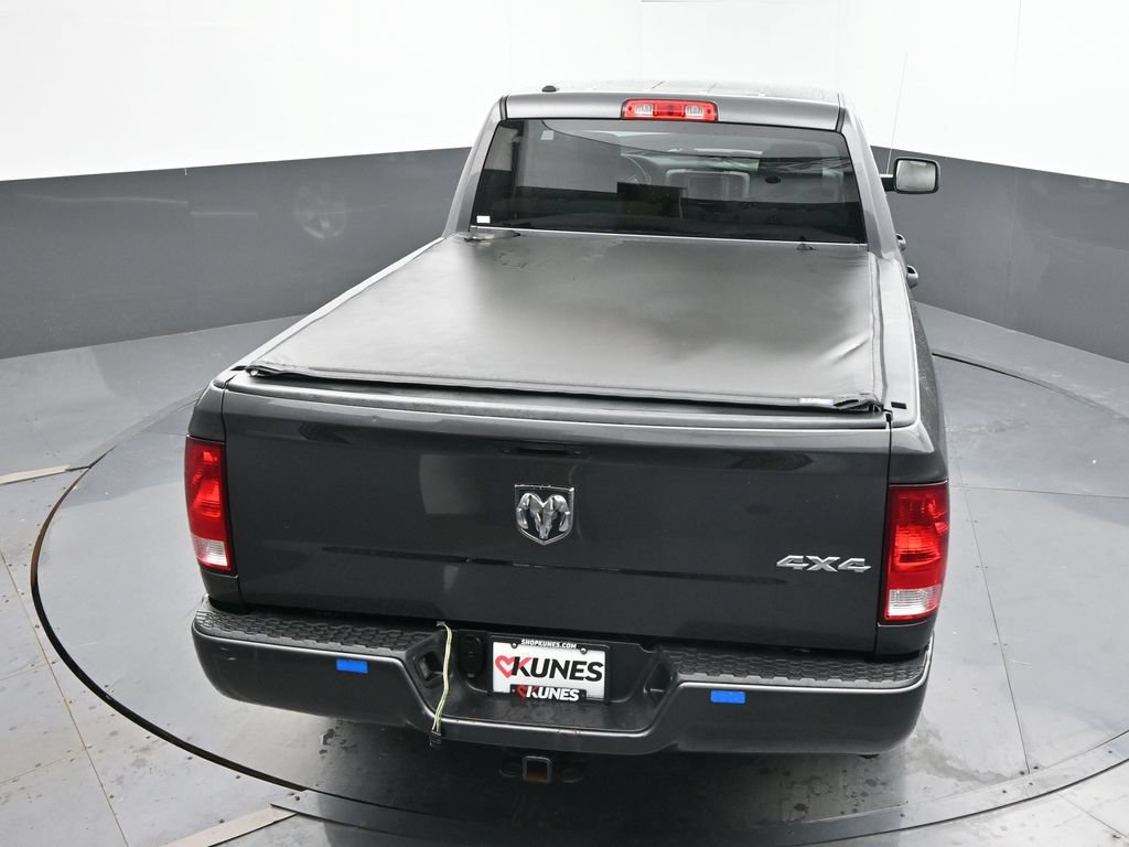 Used 2016 RAM 1500 Express AWD/4WD image 11