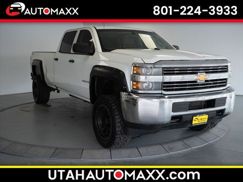 Used 2018 Chevrolet Silverado 2500 W/T w/ Snow Plow Prep Package AWD/4WD image 1
