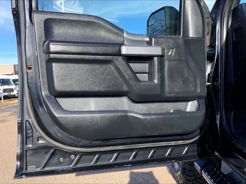 Used 2018 Ford F150 XLT w/ Equipment Group 302A Luxury image 21