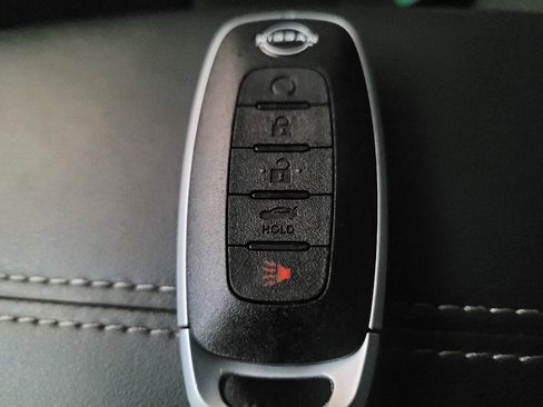 Used 2025 Nissan Sentra SV w/ All-Weather Package FWD image 32
