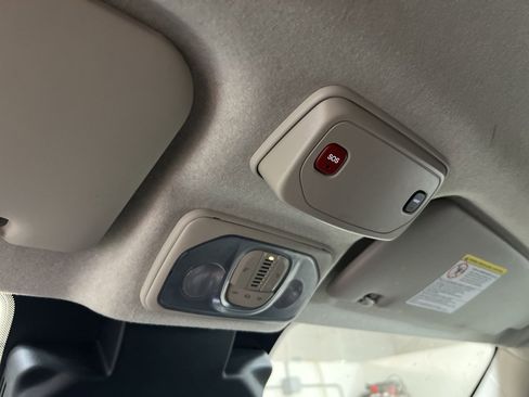 Used 2023 RAM ProMaster 3500 w/ Driver Convenience Group image 34