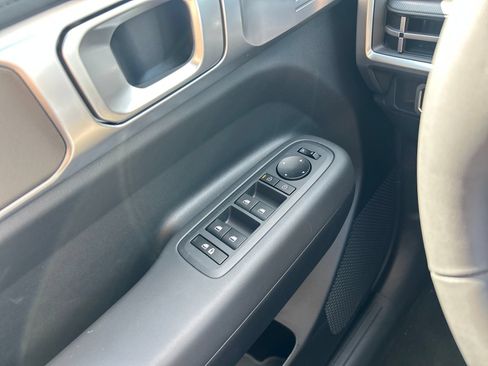 New 2026 Hyundai Santa Fe SE AWD/4WD image 11