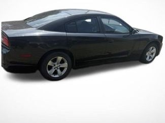 Used 2011 Dodge Charger SE RWD video 3