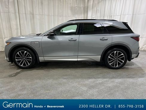 Used 2024 Acura ZDX A-Spec image 5