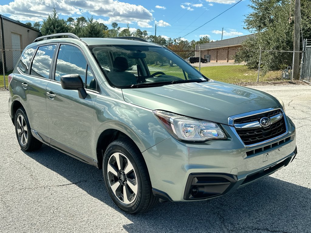 Used 2018 Subaru Forester 2.5i w/ Alloy Wheel Package AWD/4WD image 2