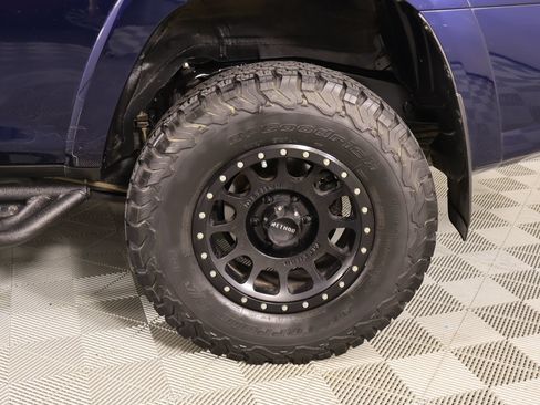 Used 2022 Toyota 4Runner TRD Off-Road Premium AWD/4WD image 20