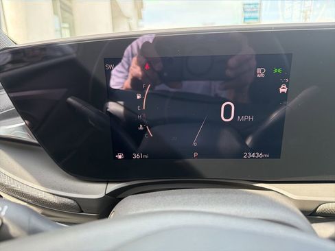 Used 2024 Buick Envista Preferred w/ Convenience I Package image 21